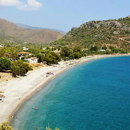 Nyaraló / Knidos. Everything That You Need...